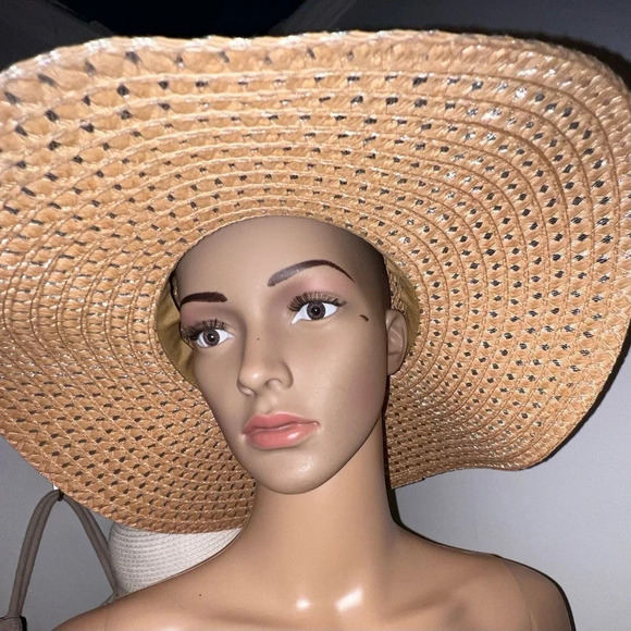 J.CrewTan open wicker clear mesh lining 5.5 inch brim Brown metallic tassel tie - Picture 2 of 7